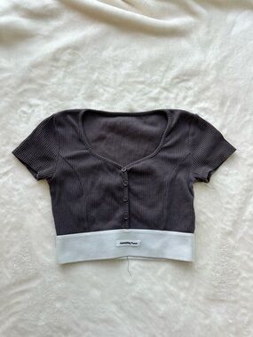 Two-Tone Ribbed Button Crop Top — Charcoal with Light Gray Band